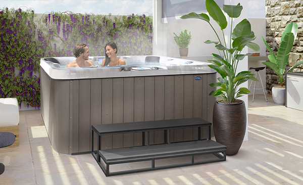 Escape™ Spas Kingston hot tubs for sale